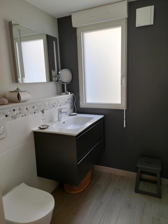 Le Crabe Rouge Bed & Breakfast Гроа Екстериор снимка